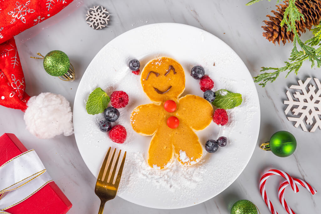 Gingerbread Protein Pancakes