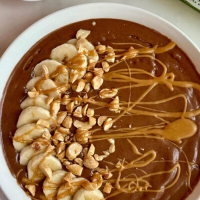 Peanut Butter Chocolate Smoothie Bowl