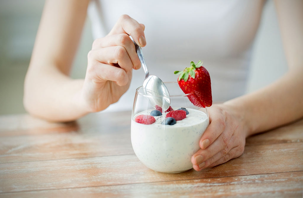 Probiotics vs Prebiotics - Differences and How they Help