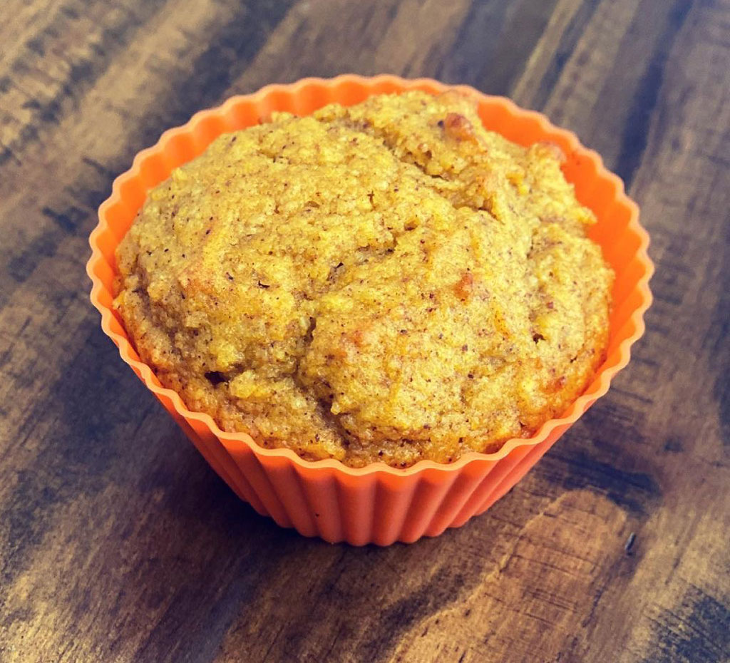 Super Easy Pumpkin Protein Muffins